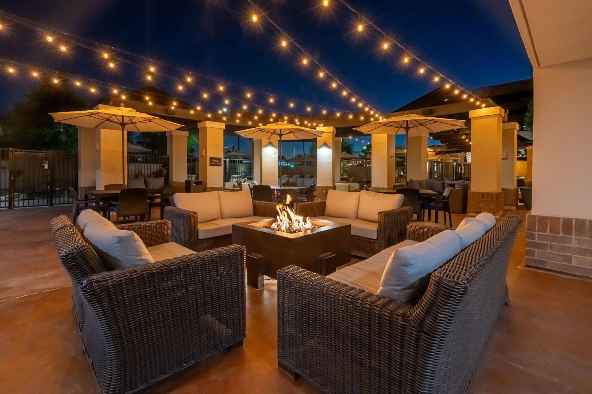 Hilton Garden Inn Scottsdale Old Town Eksteriør bilde
